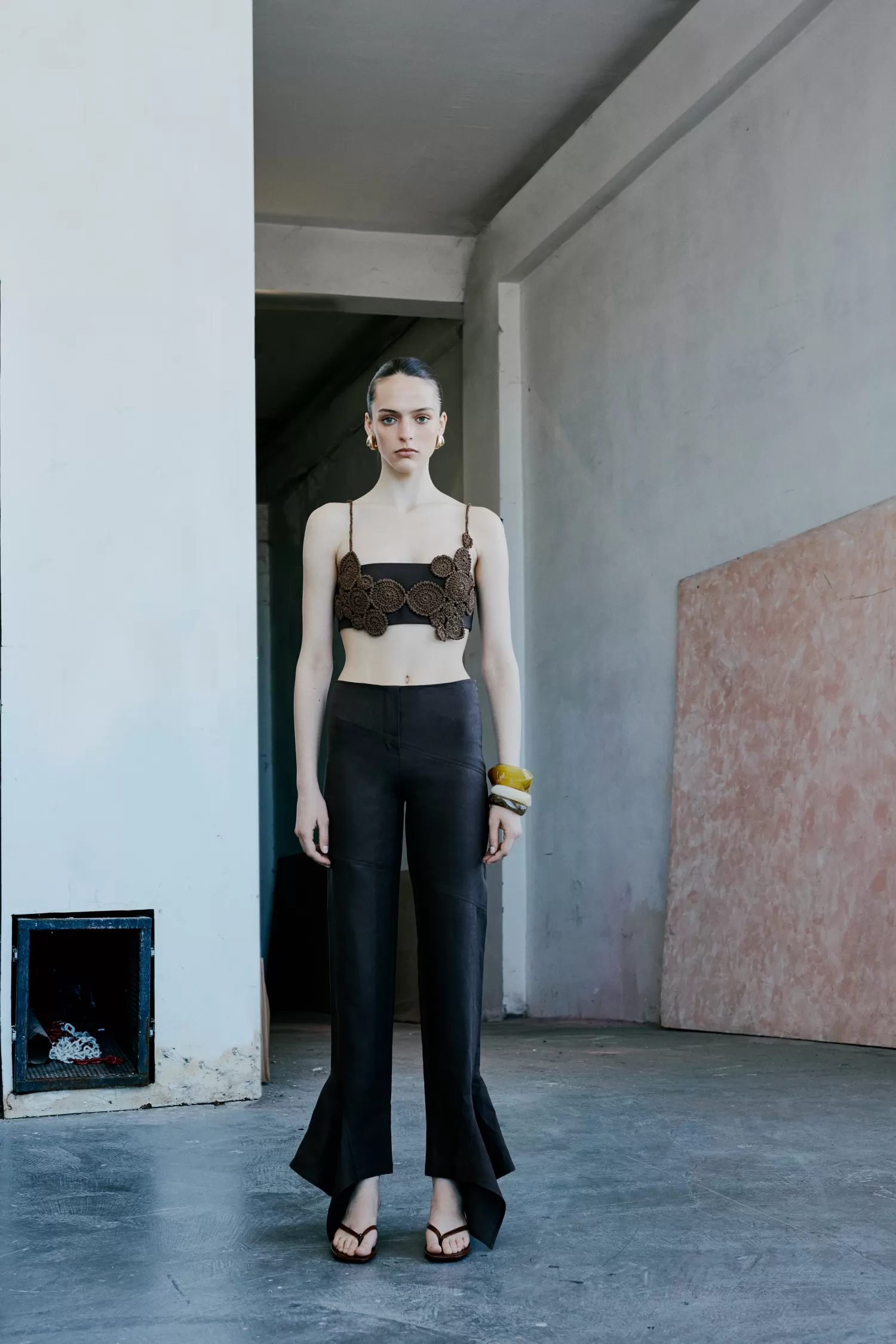 New Charvi - Trousers With Stitching And Ruffles Spring/summer 24 | Trousers